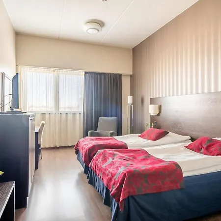 فندق Raahen Hovi