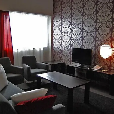 Szálloda Raahen Hovi